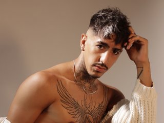 Donovan_Desmond