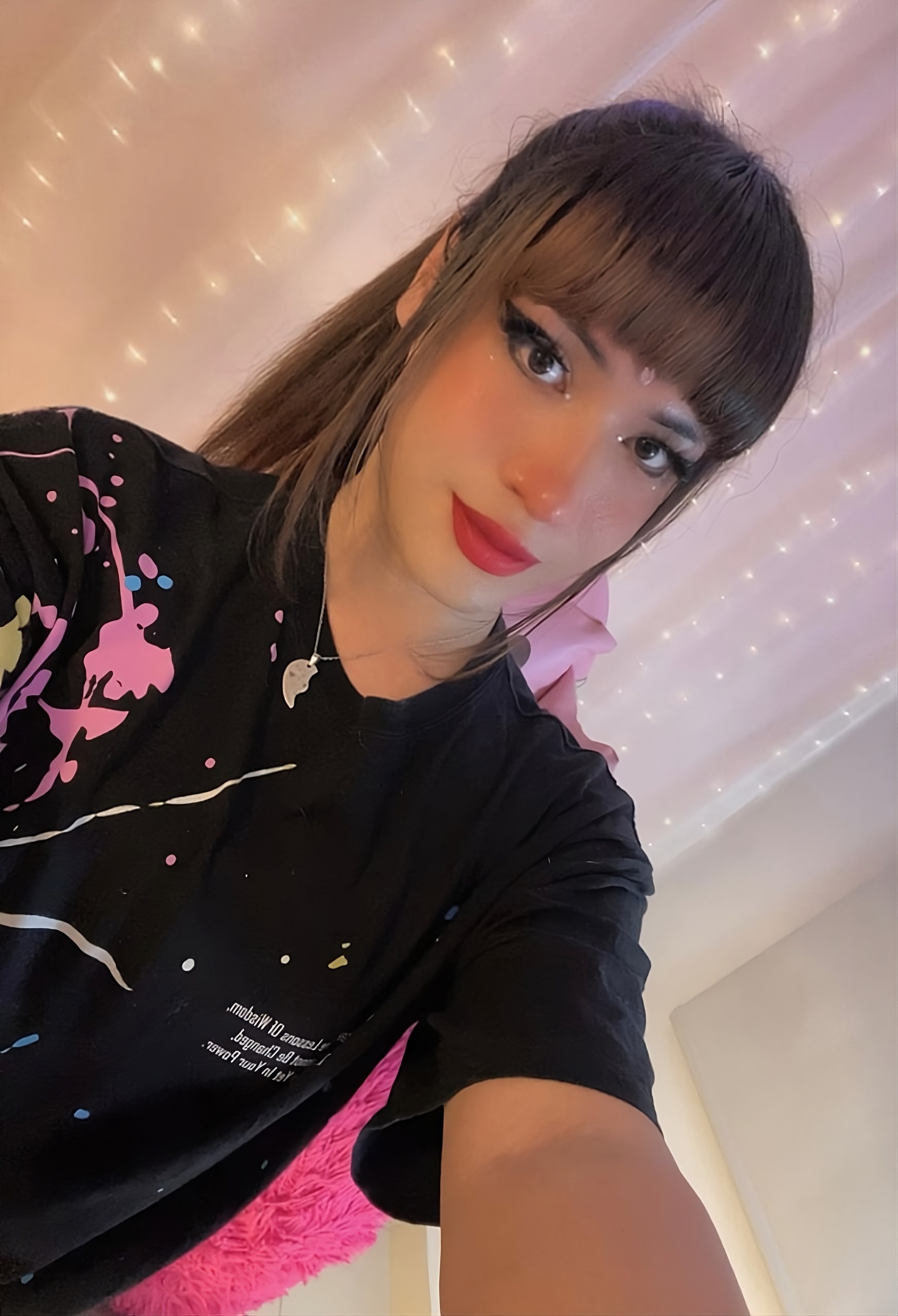 Intérprete KatyValentLLC Foto 1