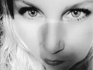 Imagen de perfil de modelo de cámara web de VelisseLiora