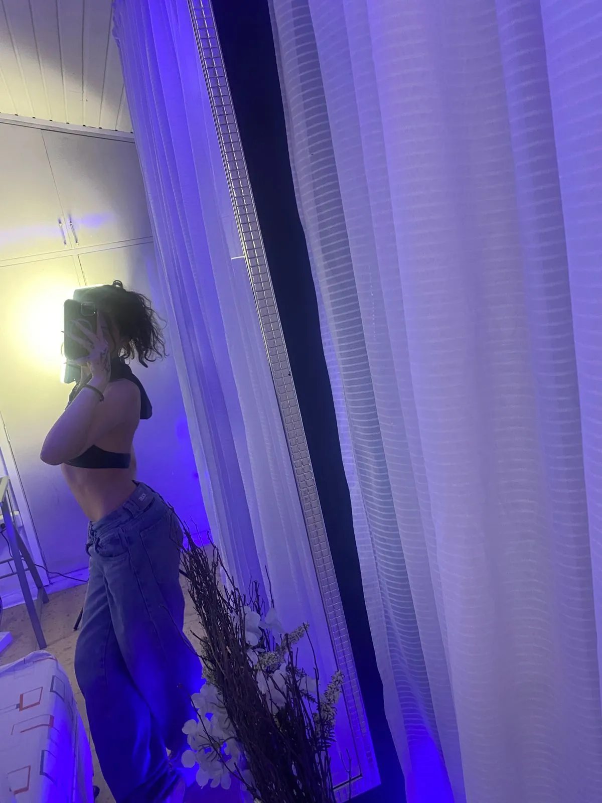 Performer TianaVillalobos Photo 4