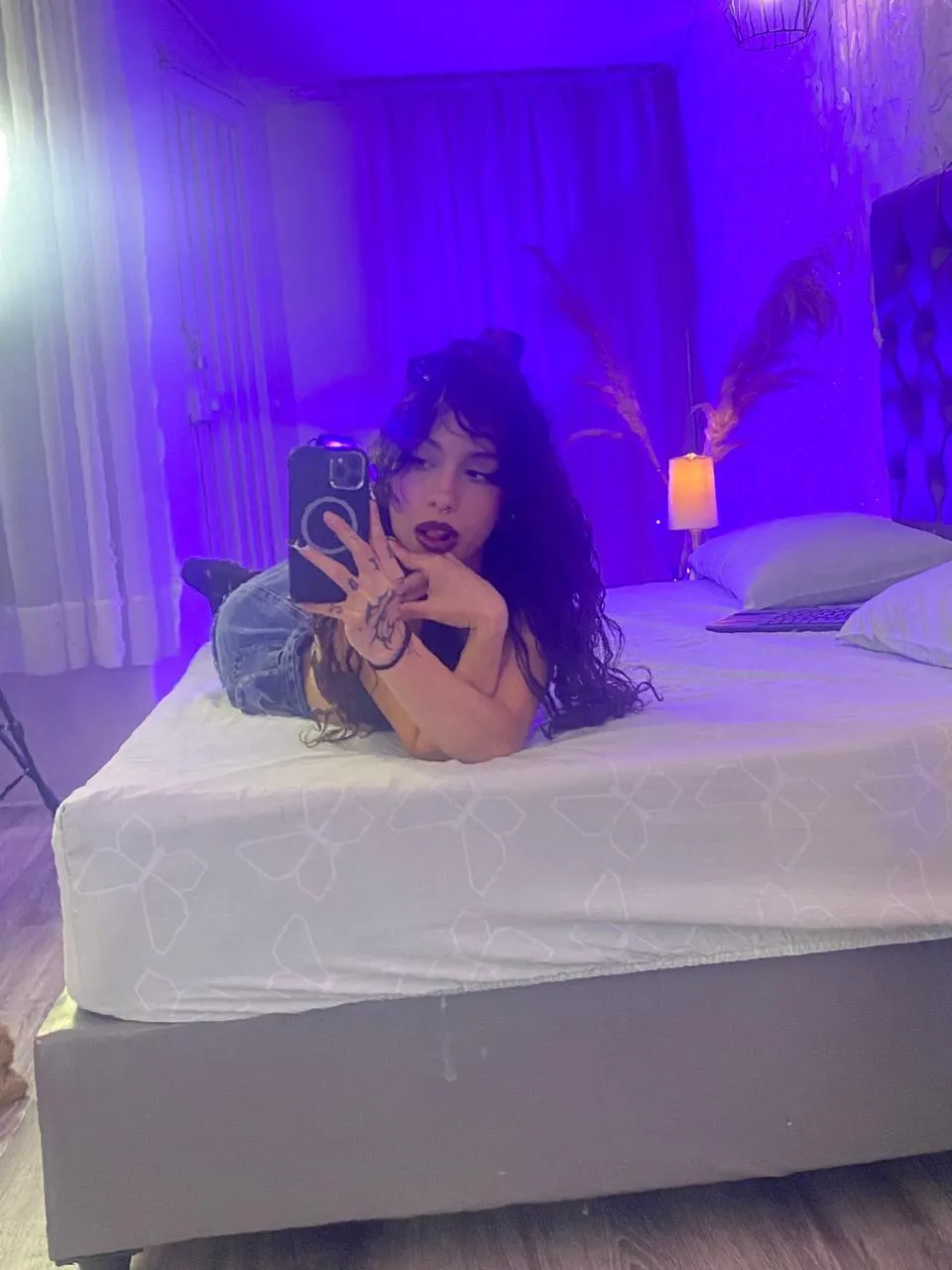 Utøver TianaVillalobos Bilde 12