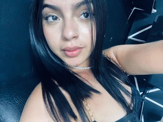 Foto de perfil de modelo de webcam de Luccy_stream33