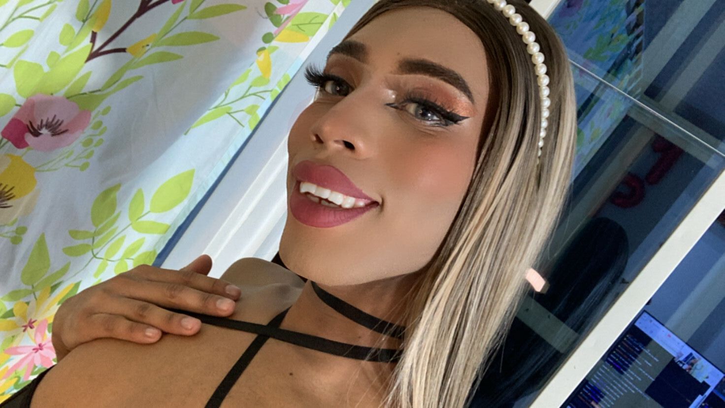 Performer maddison_beer Photo 4