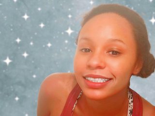 Nikkisecretsxx profielfoto van cam model 
