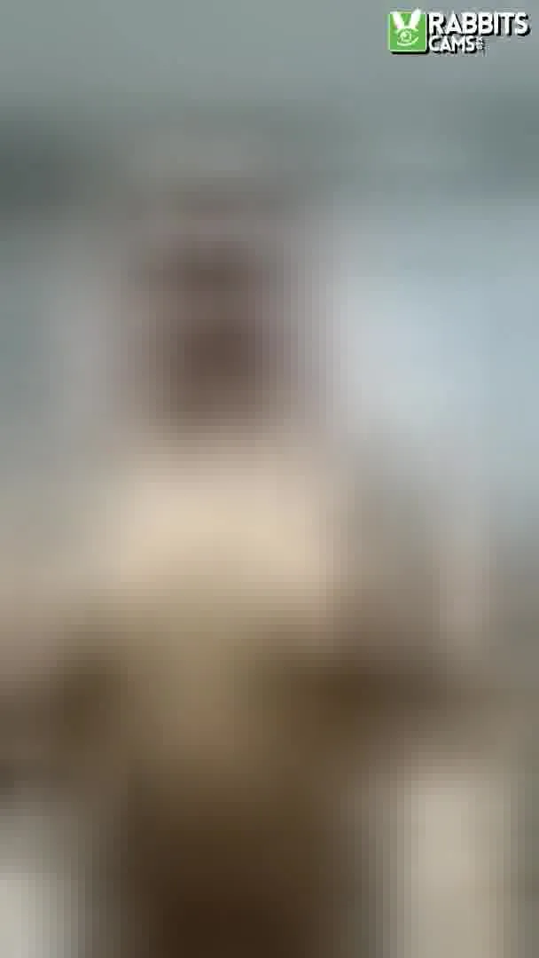 Intérprete FloraSaenzz Video 1