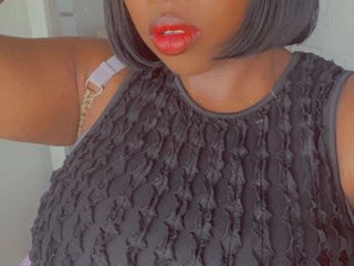 Imagen de perfil de modelo de cámara web de CurvyDiamondxx