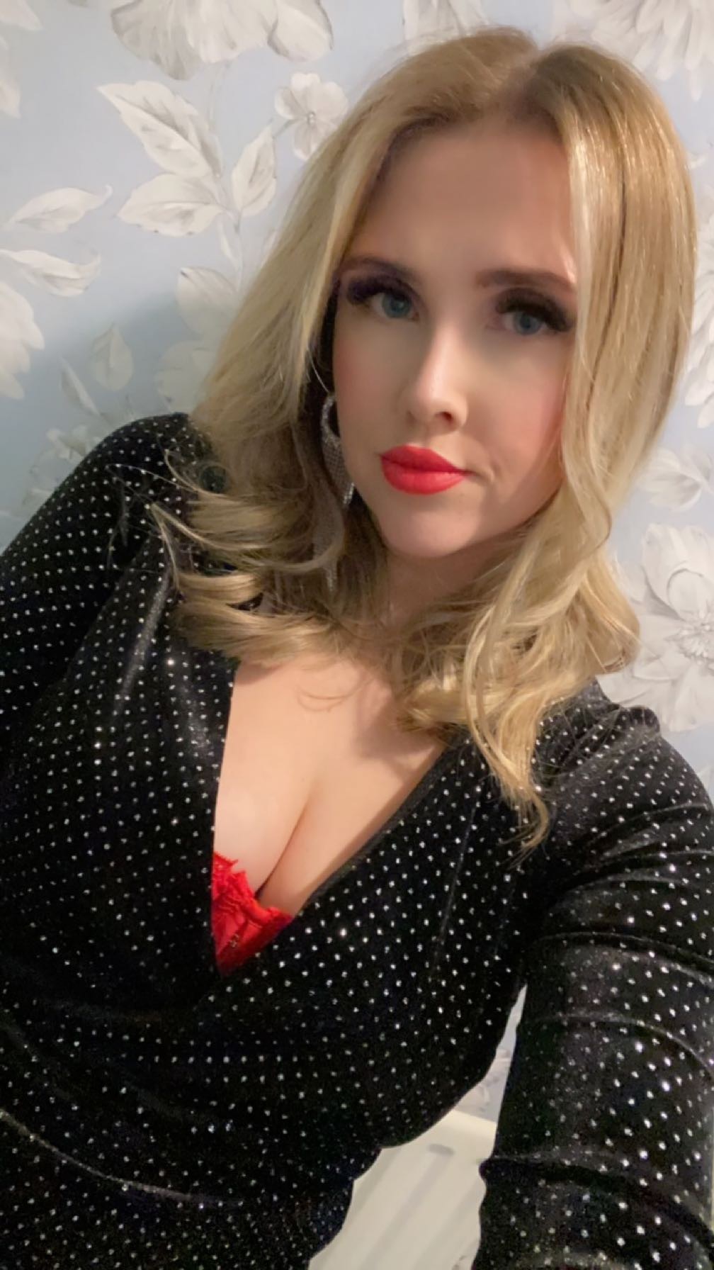 Performer Scarlettxoxoxo Photo 4
