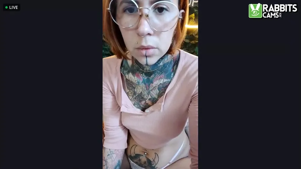 Artista AyummiiSG Video 1