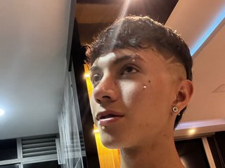 Image de profil du modèle de webcam tiagho_gosht