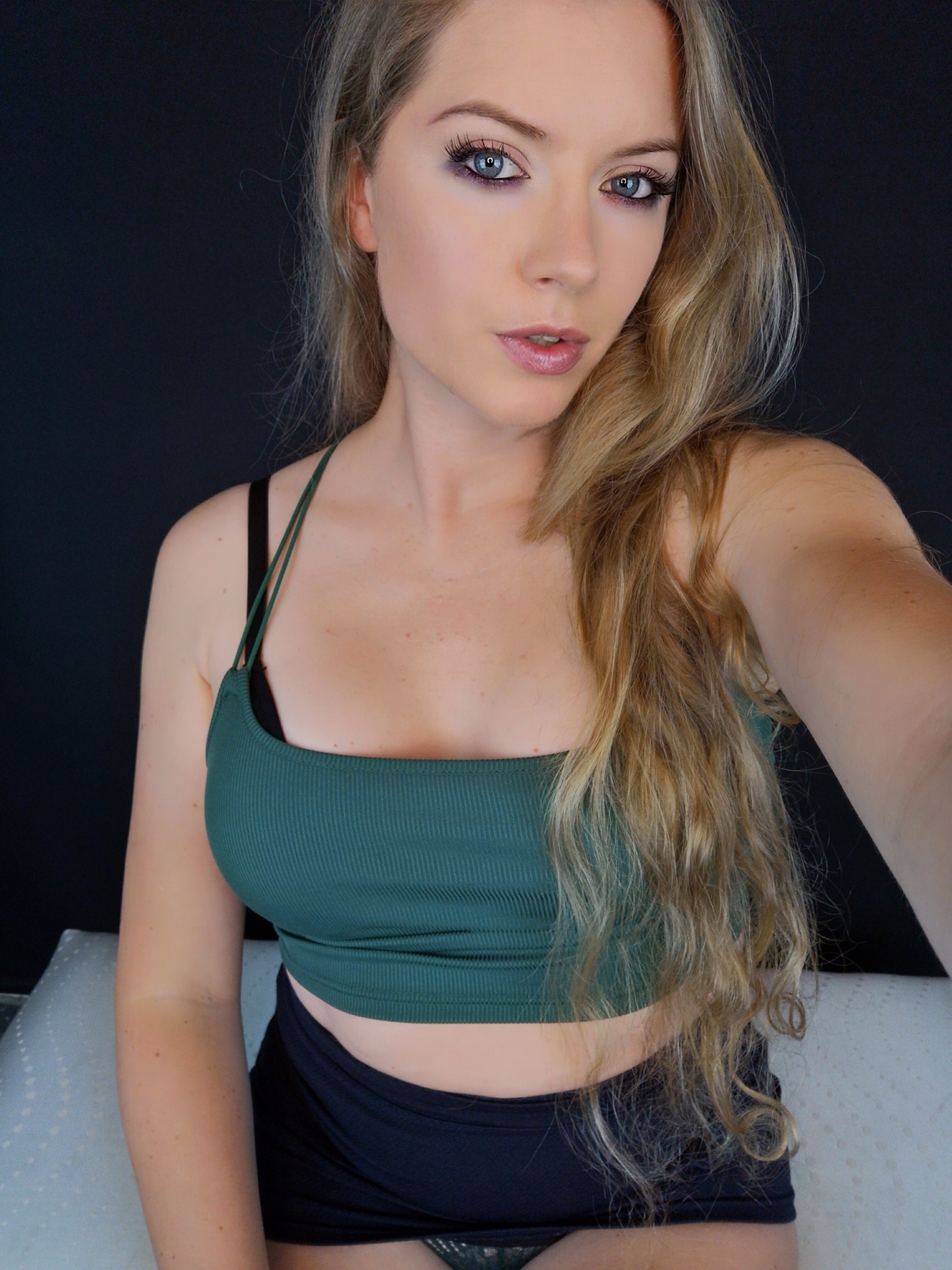 Interprete GoddessAllexandraFindomFemdom Foto 10