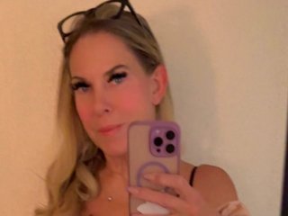 Profilbilde av Breezyladylv webkamera modell