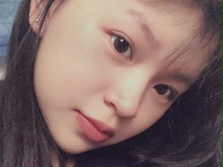 Image de profil du modèle de webcam FionaBae