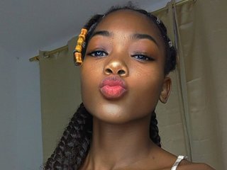 Imagen de perfil de modelo de cámara web de MadissonBonny