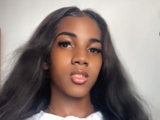Imagen de perfil de modelo de cámara web de Kwavig