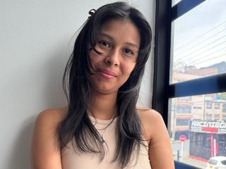 VanessaHale immagine del profilo del modello di cam