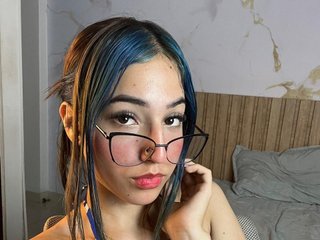 Imagen de perfil de modelo de cámara web de LizzyQueen_mml