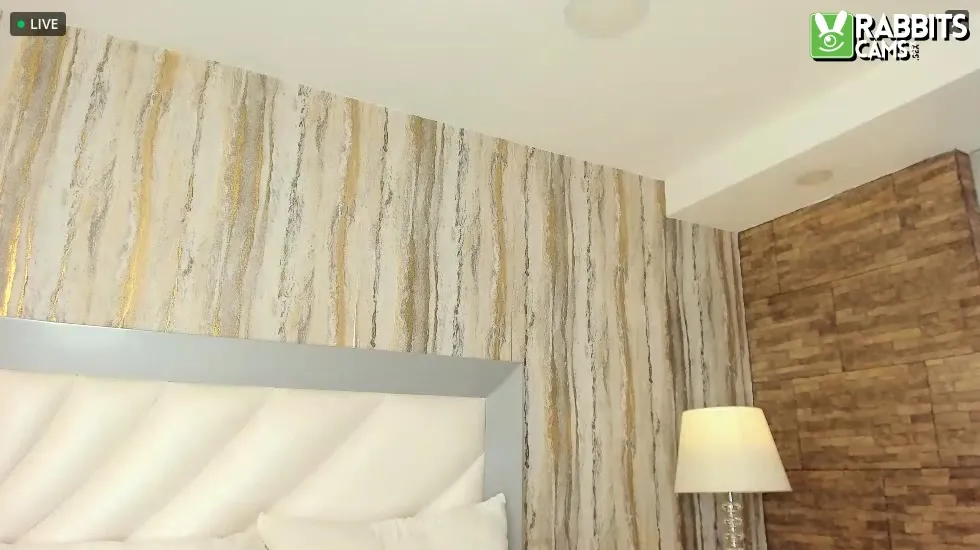 Performer Sara_Hanniston Video 1