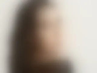 Bella_Brownn