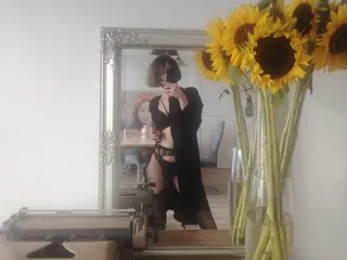Image de profil du modèle de webcam MadameMag