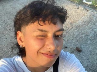 Image de profil du modèle de webcam TomieLee