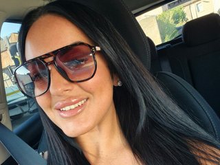 Image de profil du modèle de webcam MissHolly69