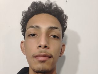 hardsexxboy cam model profile picture 