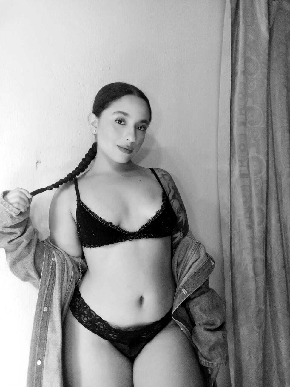 Interprete Lilithrhodess Foto 1