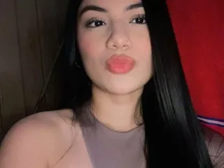 JuliBonneth90 profilbild på webbkameramodell