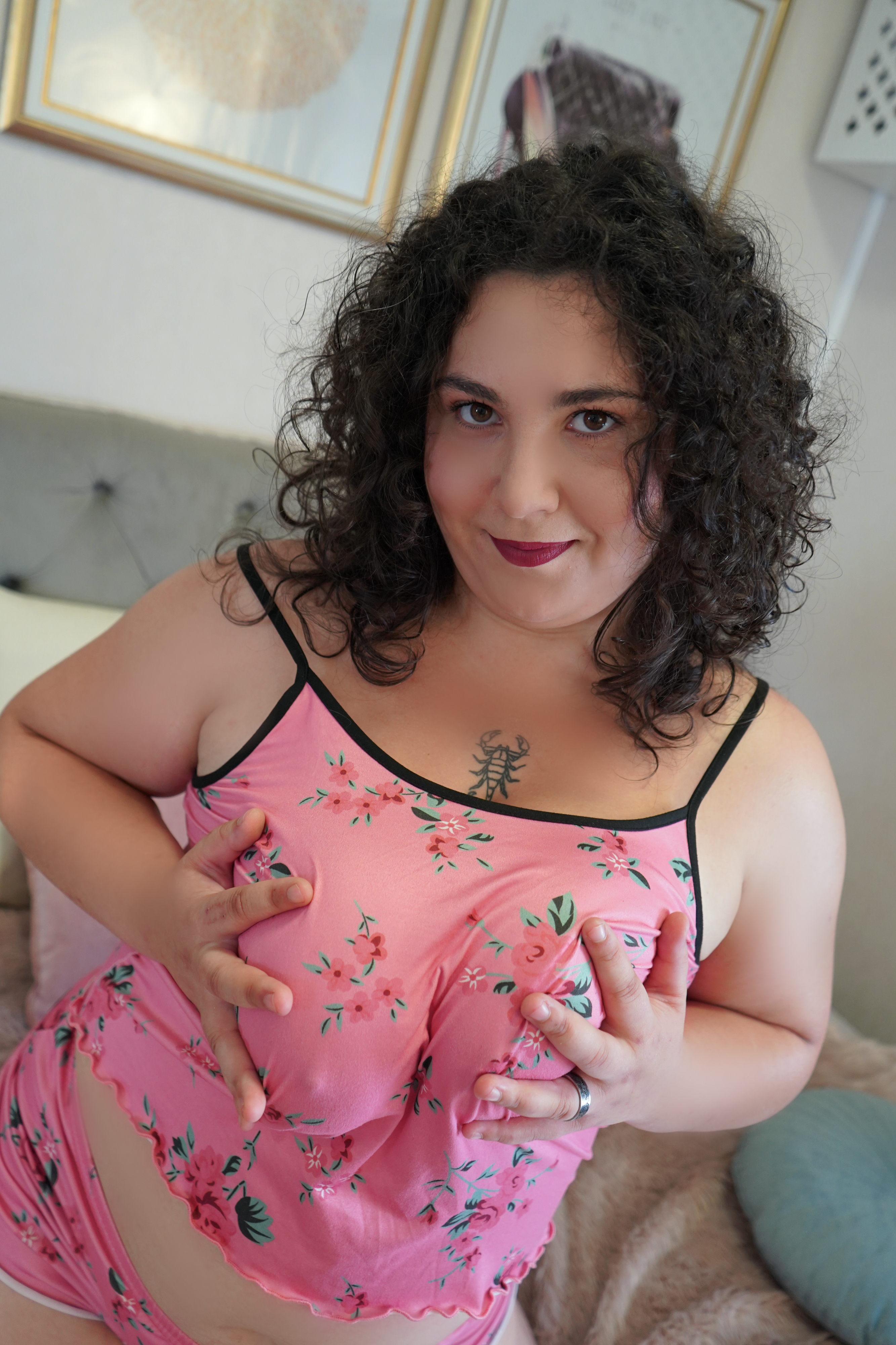 Performer JuicyBelleX Photo 2