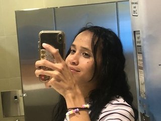 Image de profil du modèle de webcam sherylgarcia202cl