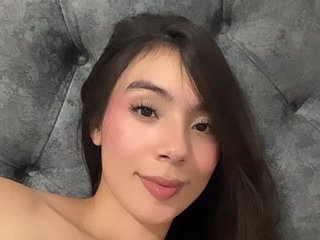 LucyandMikee profilbild på webbkameramodell