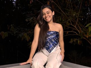 Miaa_N_Wiss Profilbild des Cam-Modells