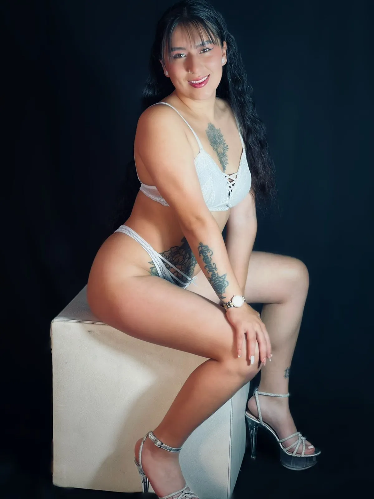 Interprete HailySwett Foto 4