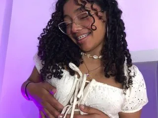 Image de profil du modèle de webcam AuroraaBlisss