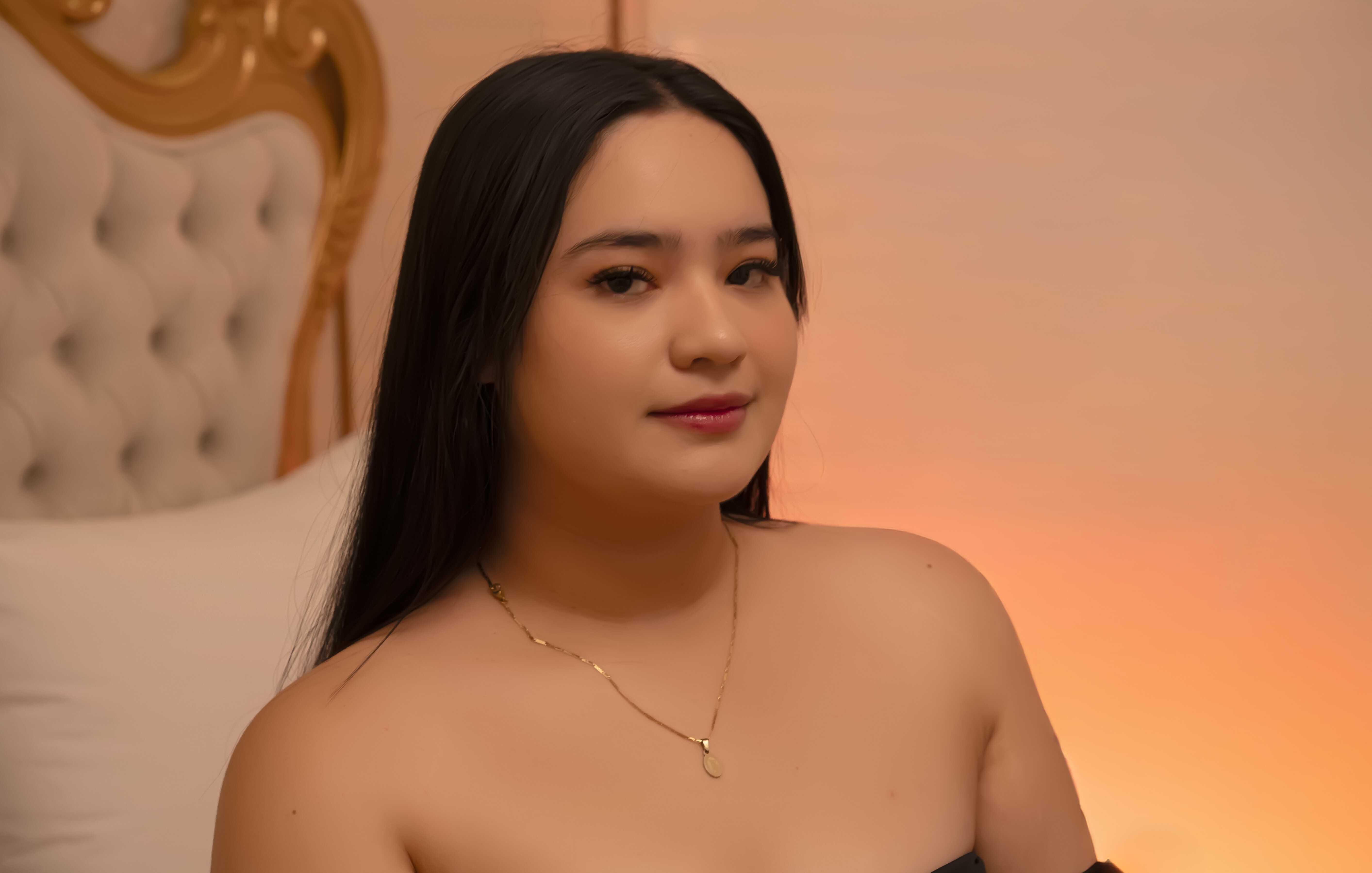 Interprete BellaLinares Foto 4