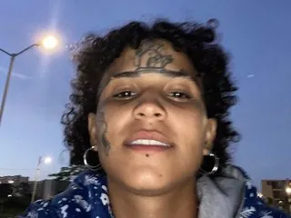 Macarenaleisy profilbild på webbkameramodell