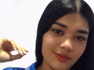 Natylain cam model profile picture