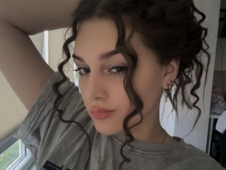 Imagen de perfil de modelo de cámara web de MistySpark