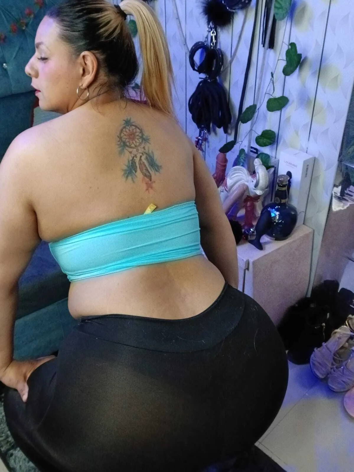 Artiest Kathaleyagrayyass Foto 9