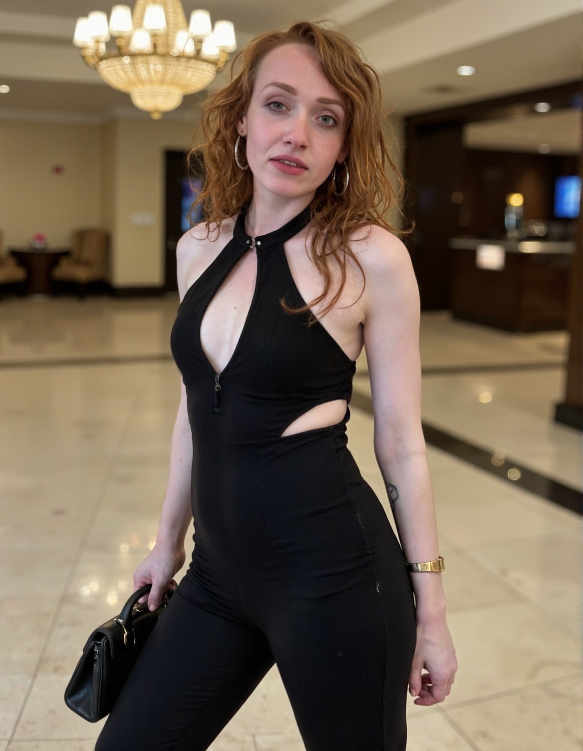 Performer GoddessRavenRedd Photo 7