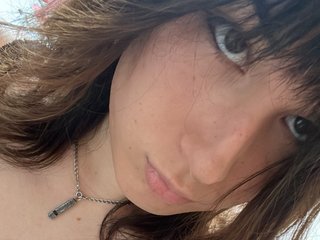 AleaLacta profielfoto van cam model
