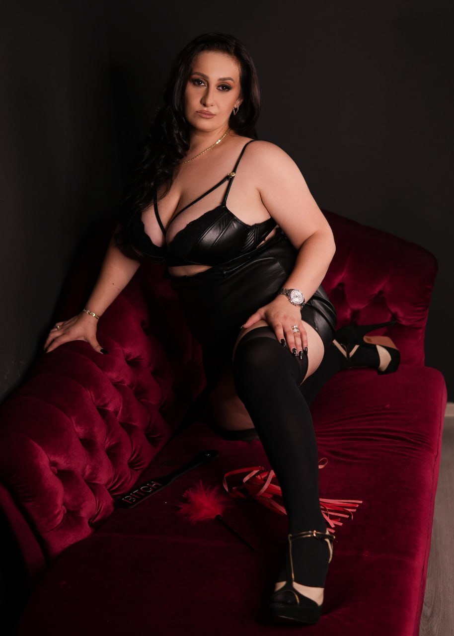 Utøver AvaNastyMilfGoddess Bilde 12