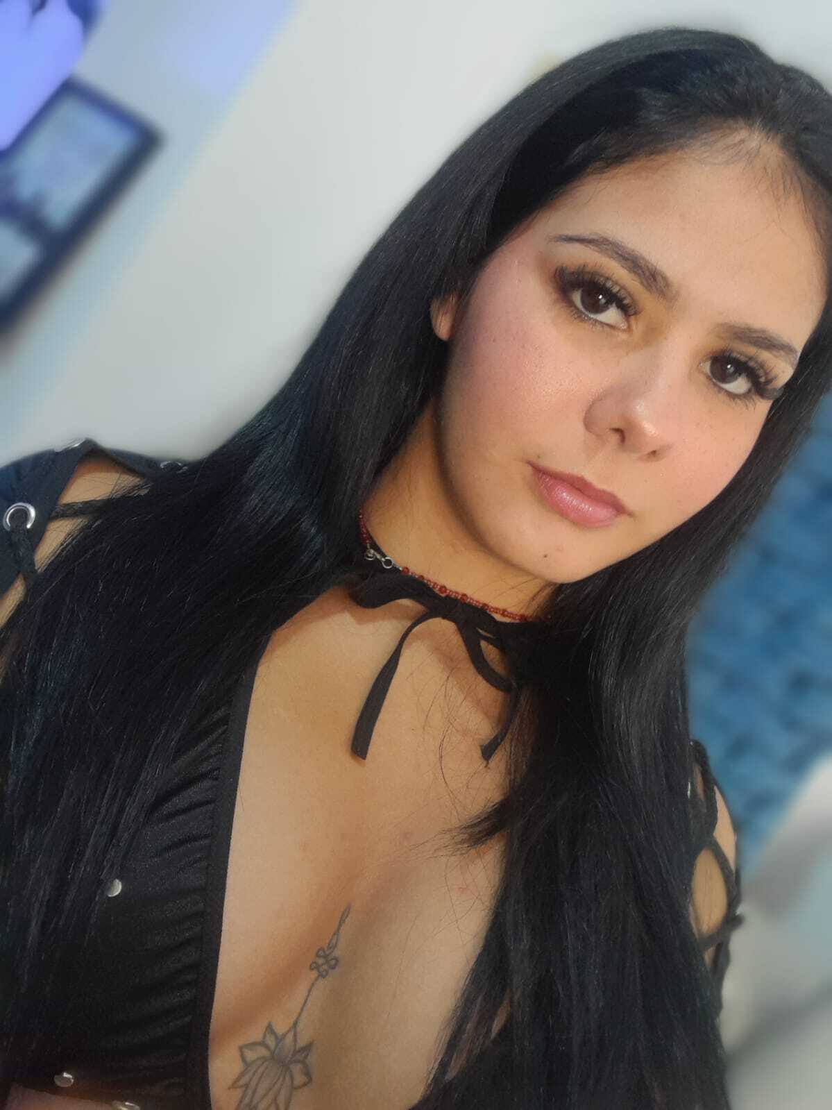 Interprète Meegumybrown Photo 1