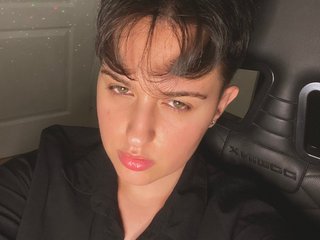 AresNoir profielfoto van cam model 