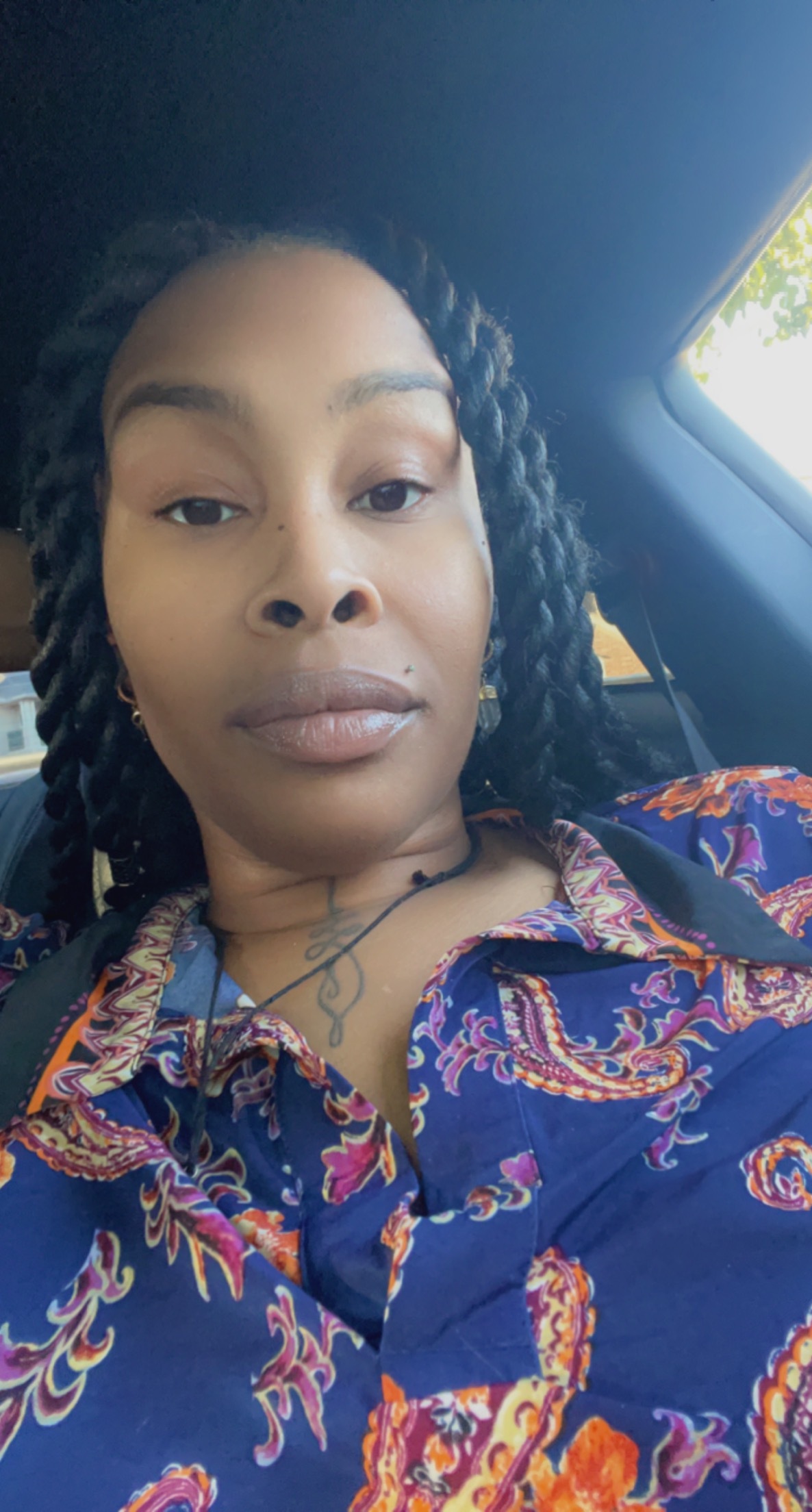 Intérprete Tallandvoluptuous Foto 10