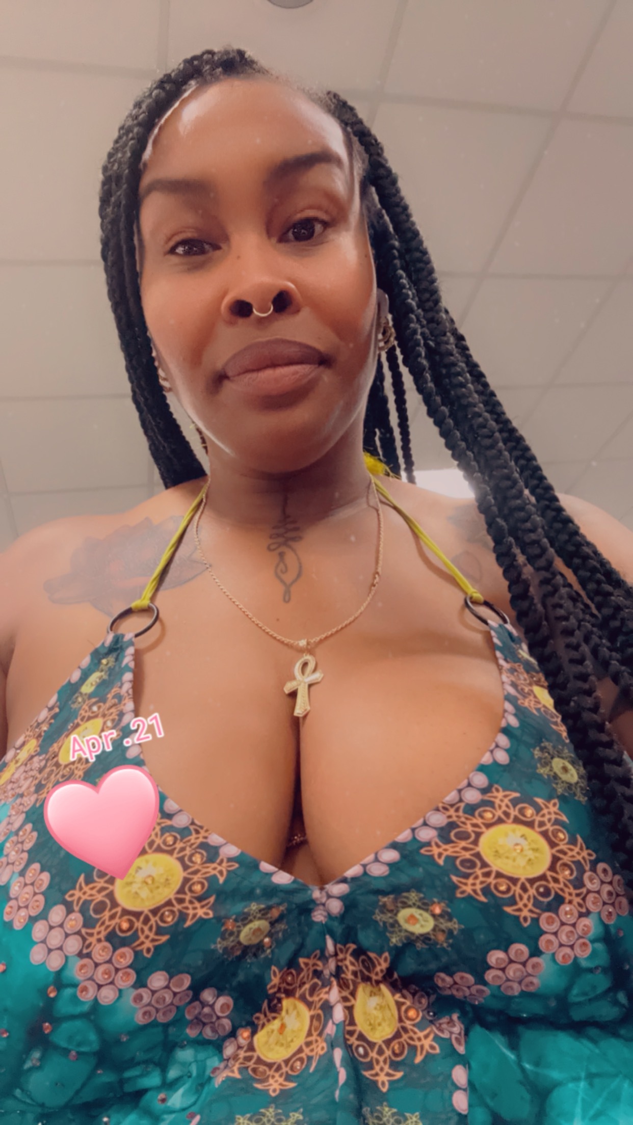 Intérprete Tallandvoluptuous Foto 8