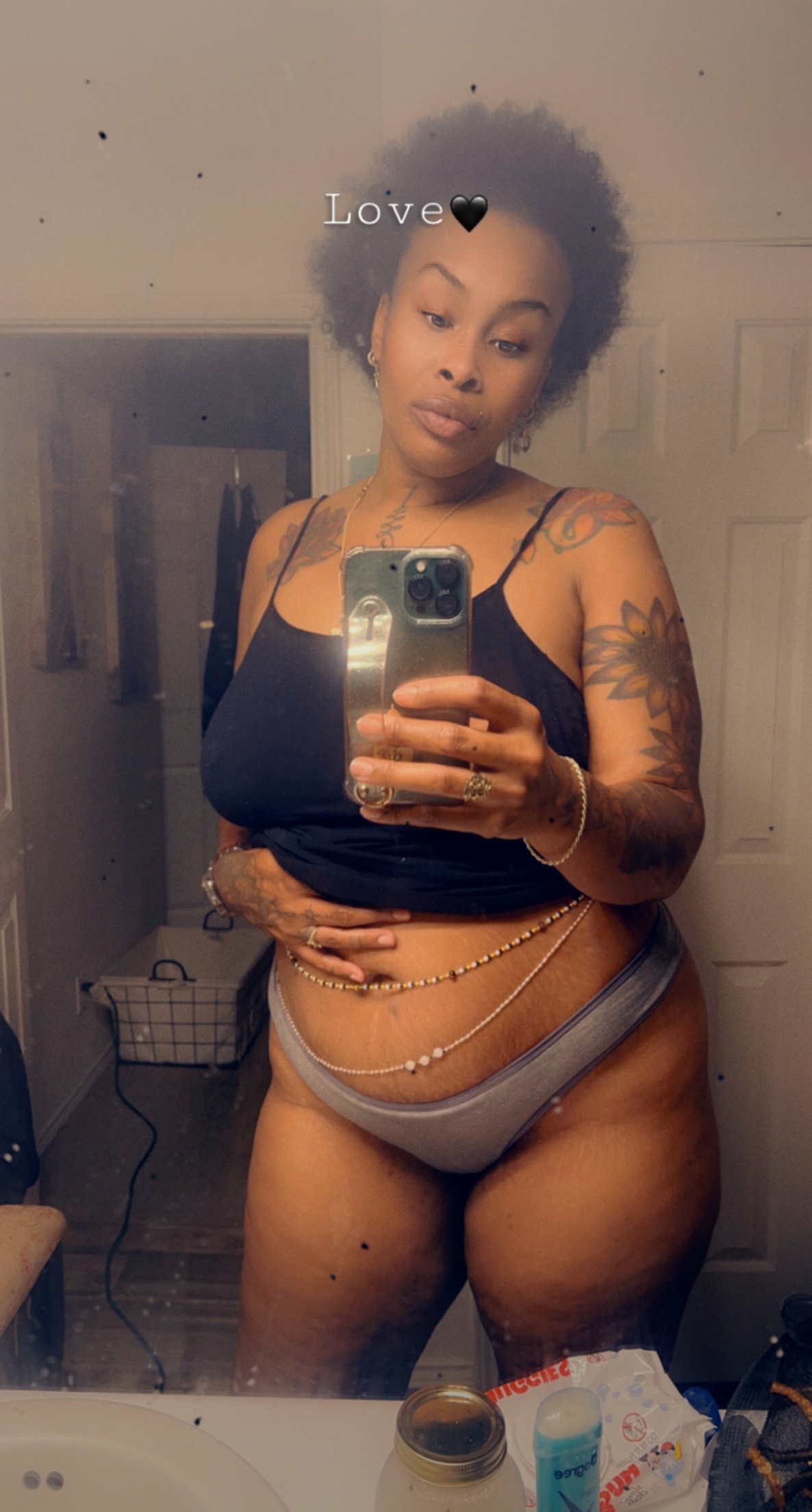 Intérprete Tallandvoluptuous Foto 9