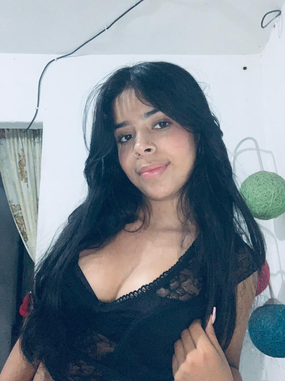 Intérprete IzzieMayson Foto 3