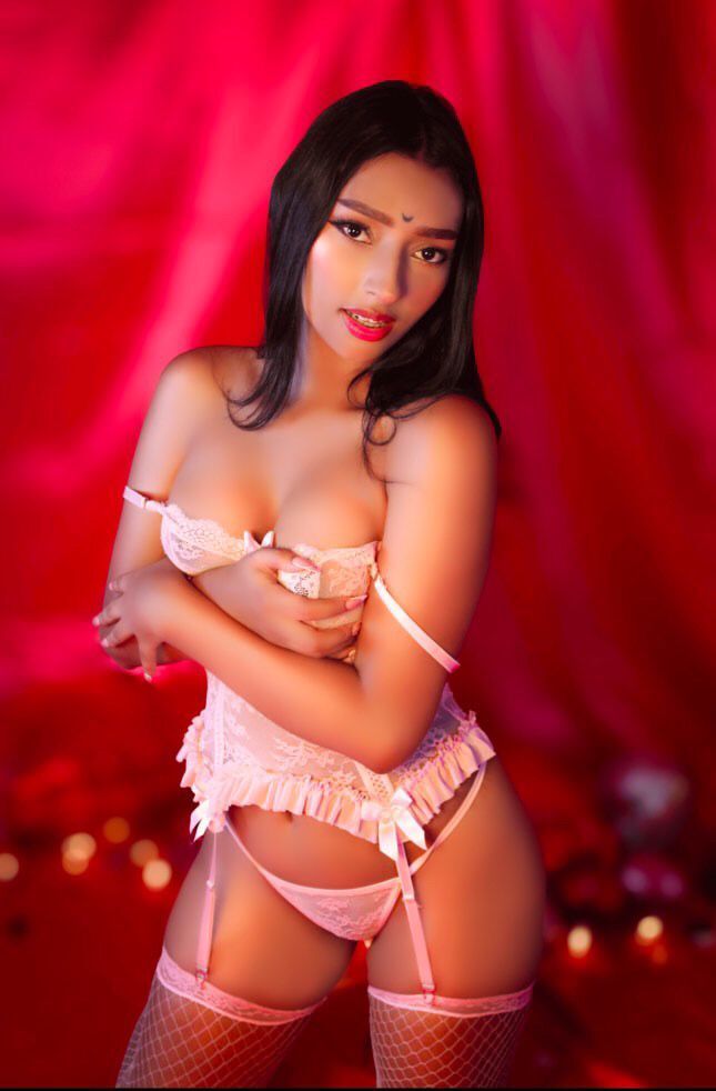 Darsteller Adela_Banks Foto 11