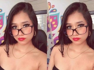 Image de profil du modèle de webcam Xiiomara21